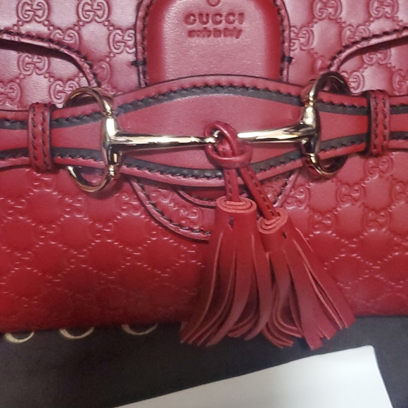 Gucci - Picture 2 of 5